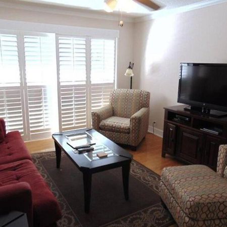 W2 Ocean Walk Resort Upstairs 2 Bed King And Two Twins Next To Back Pool St. Simons Island 외부 사진