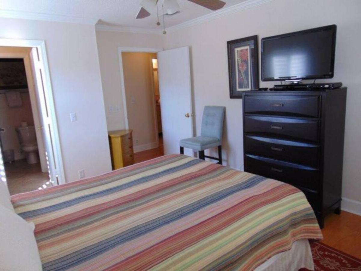 W2 Ocean Walk Resort Upstairs 2 Bed King And Two Twins Next To Back Pool St. Simons Island 외부 사진
