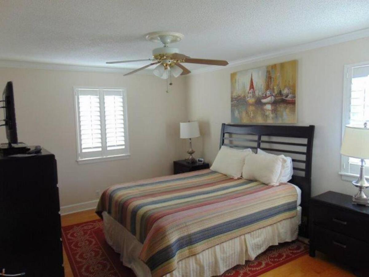 W2 Ocean Walk Resort Upstairs 2 Bed King And Two Twins Next To Back Pool St. Simons Island 외부 사진